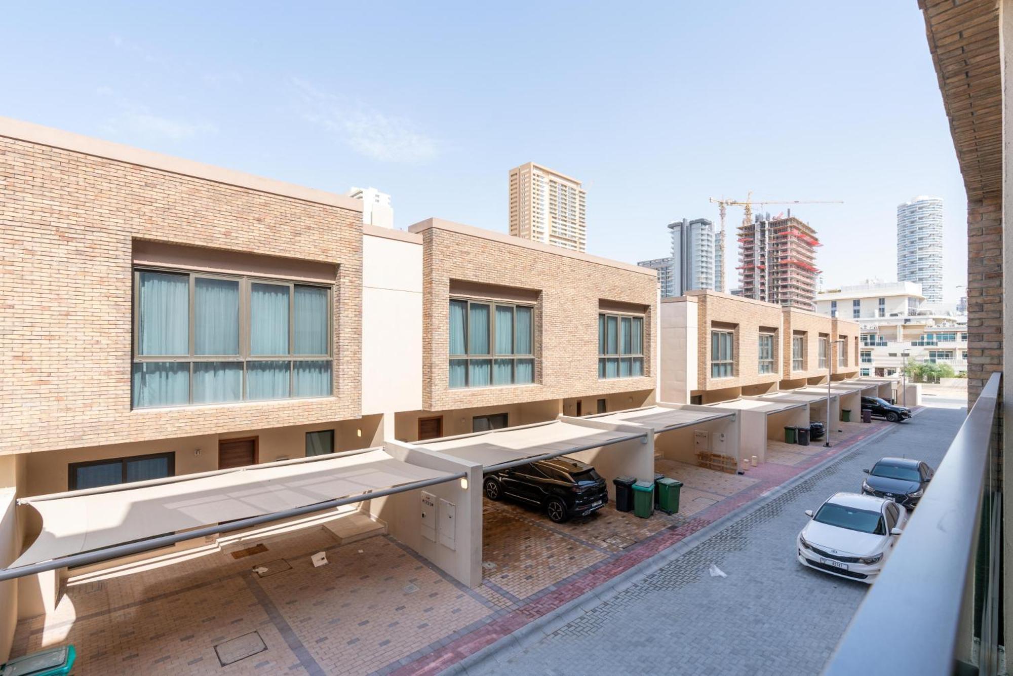 2br In Eleganz 2 - Stylish & Spacious Apartment