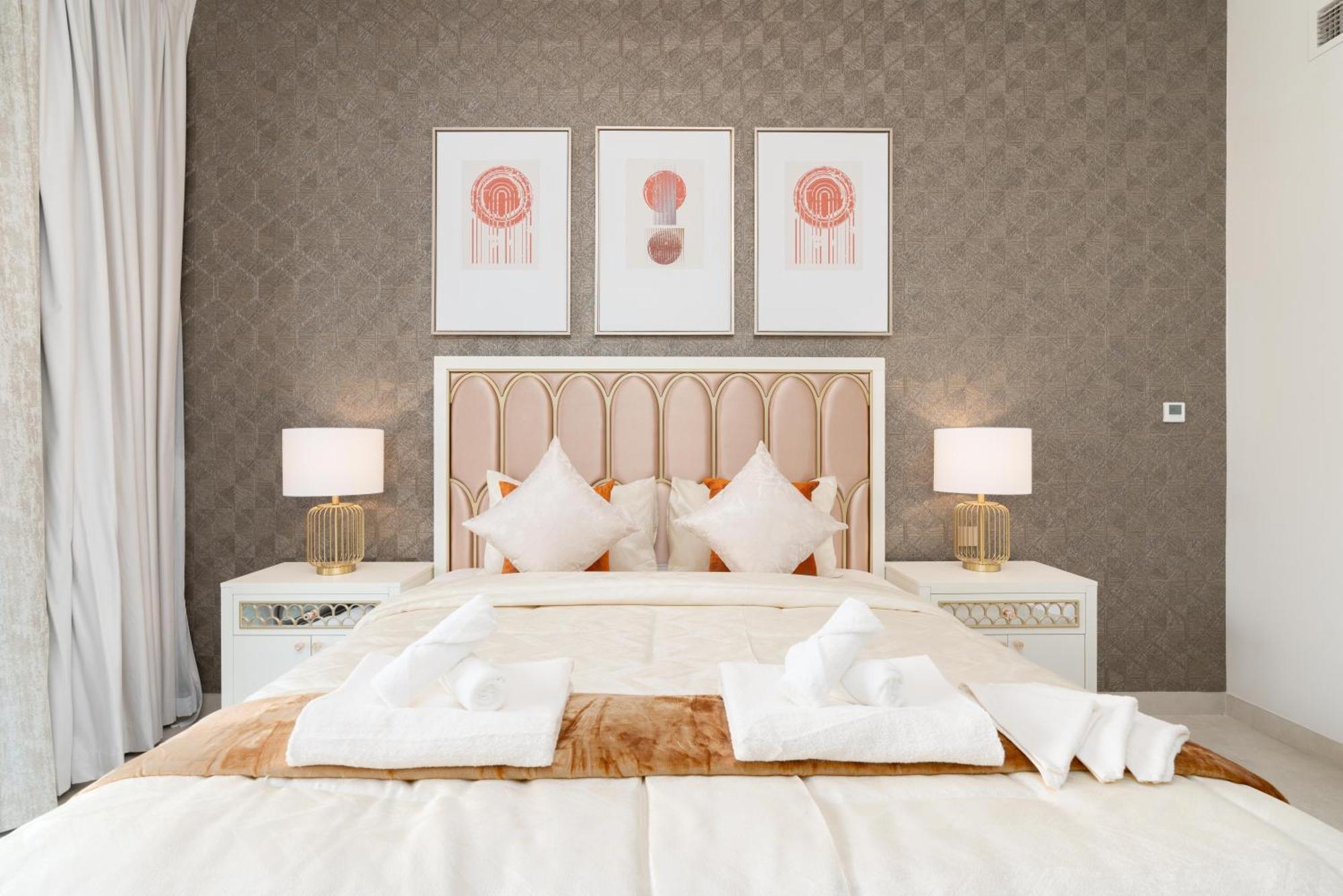 Apartment 2br In Eleganz 2 - Stylish & Spacious