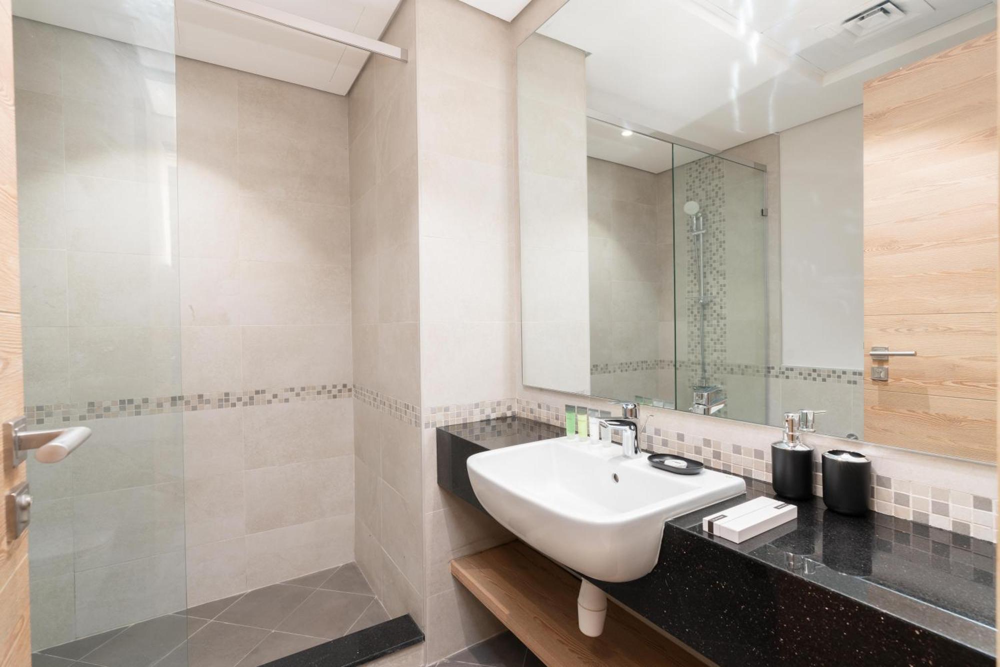 2br In Eleganz 2 - Stylish & Spacious Dubai